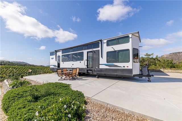 20491 Carancho Rd, Temecula, CA 92590