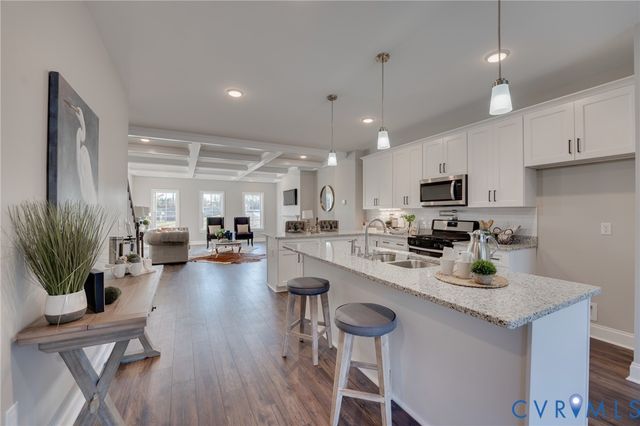 6408 Sanford Springs Cv, Midlothian, VA 23112