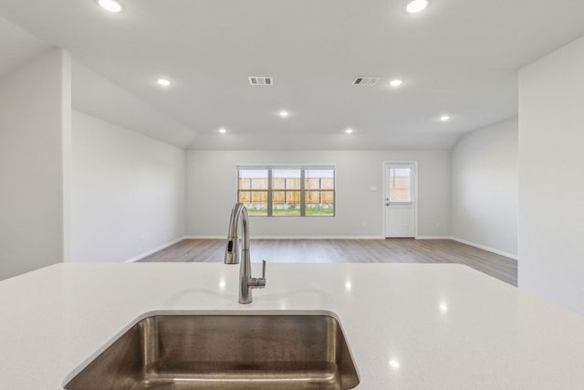 544 Stone Hollow Drive, Van Alstyne, TX 75495