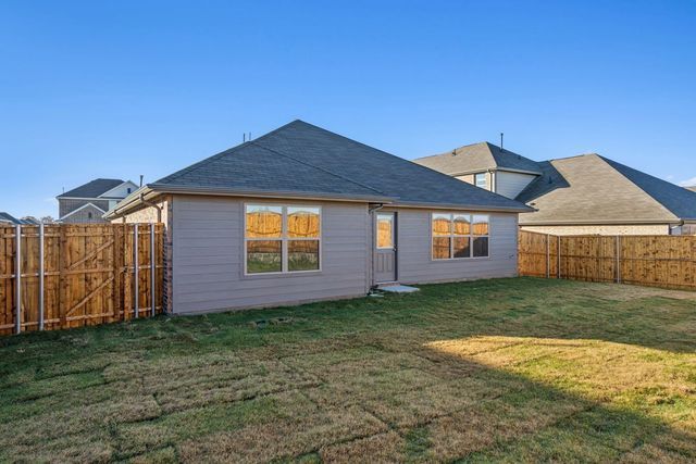 544 Stone Hollow Drive, Van Alstyne, TX 75495