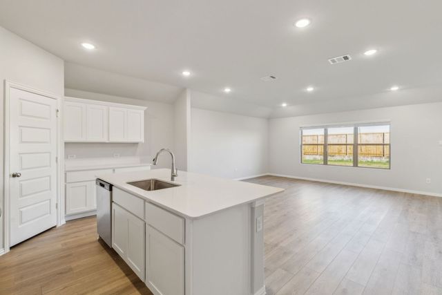 544 Stone Hollow Drive, Van Alstyne, TX 75495