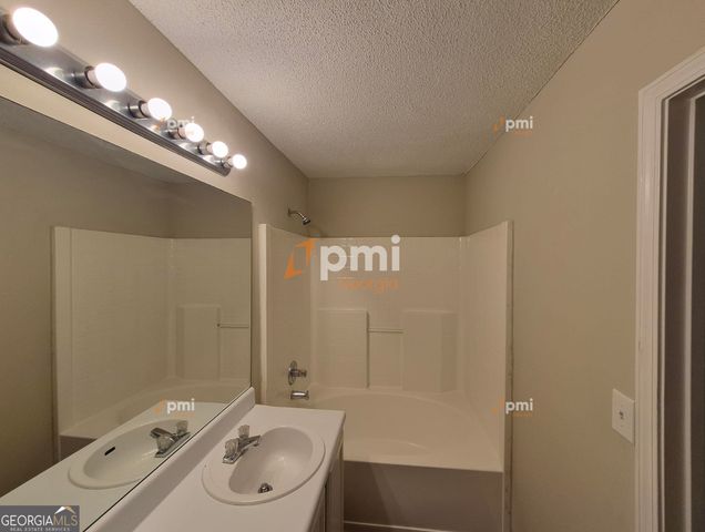 6215 Klondike River Road, Lithonia, GA 30038