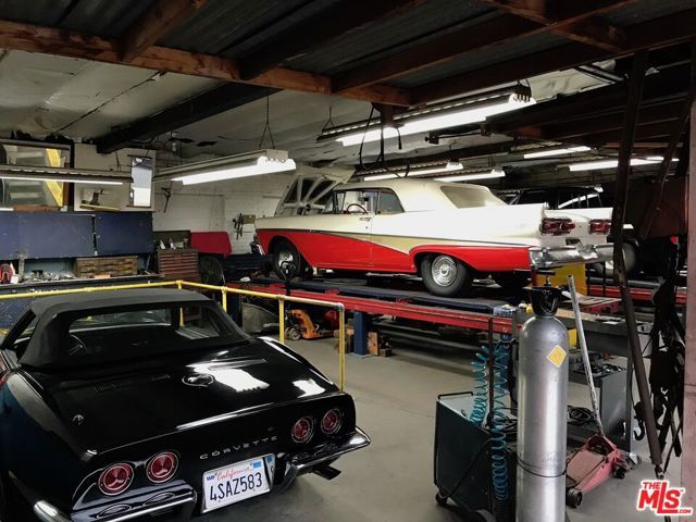 959 N Gower Street, Los Angeles, CA 90038