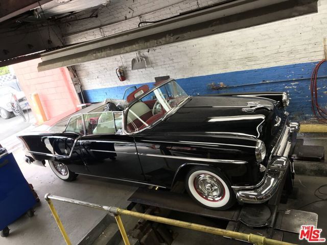 959 N Gower Street, Los Angeles, CA 90038