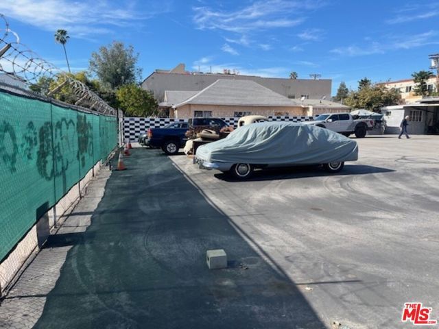 959 N Gower Street, Los Angeles, CA 90038