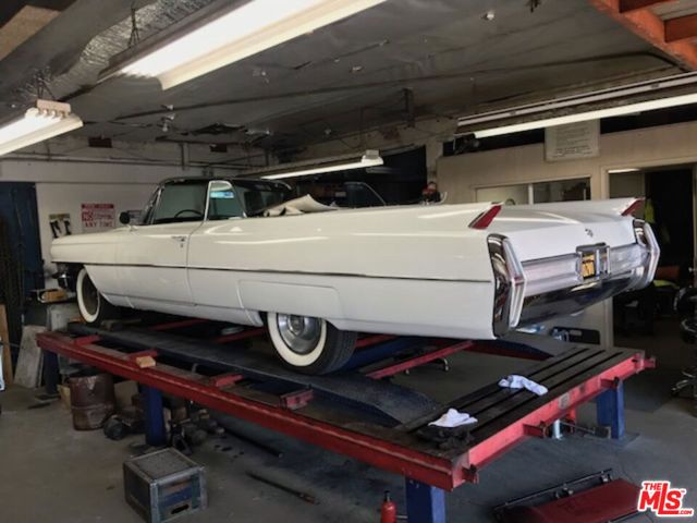 959 N Gower Street, Los Angeles, CA 90038