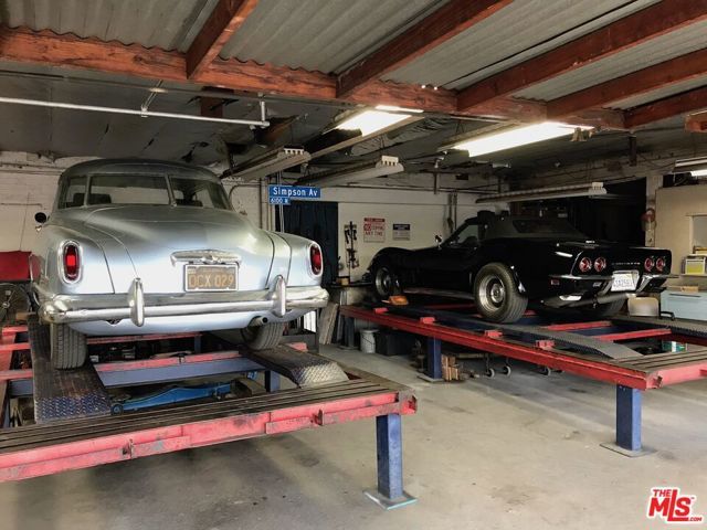 959 N Gower Street, Los Angeles, CA 90038