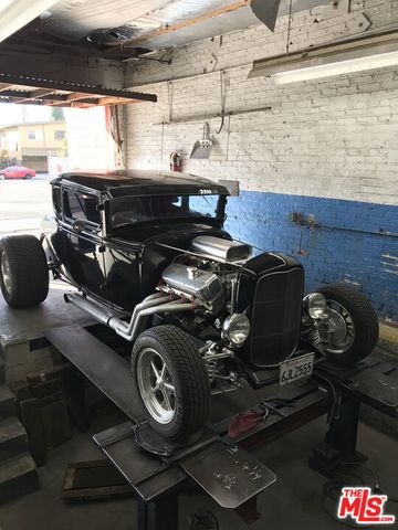 959 N Gower Street, Los Angeles, CA 90038