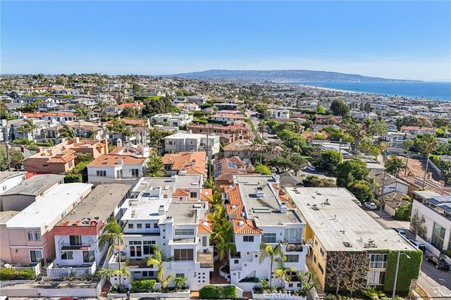 710 Manhattan Beach Boulevard, Manhattan Beach, CA 90266