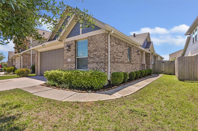 21248 Flowering Crape Myrtle Drive D, Porter, TX 77365