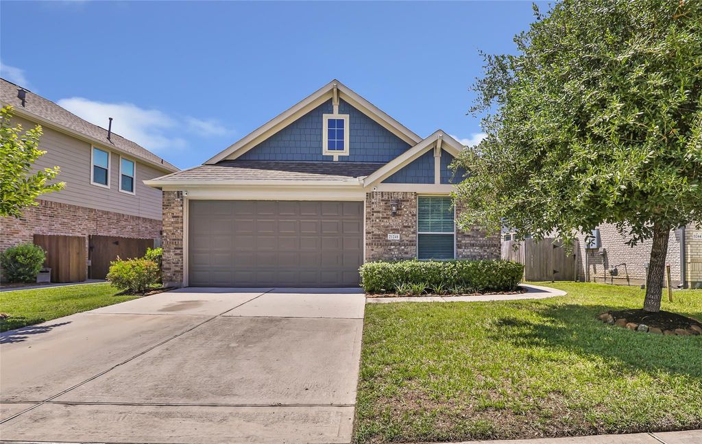21248 Flowering Crape Myrtle Drive D, Porter, TX 77365
