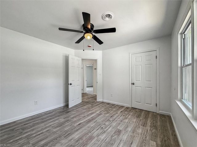 88 Wheatland DR, Hampton, VA 23666