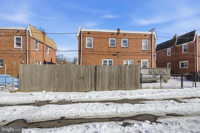 201 W SYLVAN AVE, Morton, PA 19070