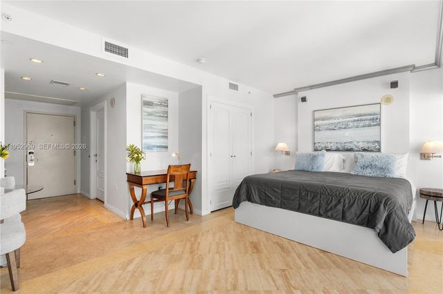 101 Ocean Dr 704, Miami Beach, FL 33139