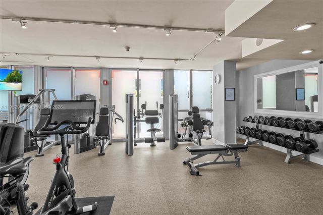 101 Ocean Dr 704, Miami Beach, FL 33139