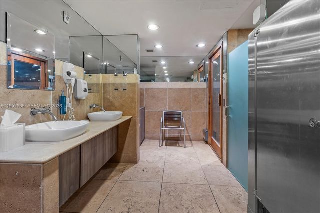 101 Ocean Dr 704, Miami Beach, FL 33139