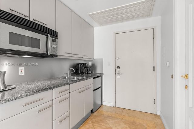 101 Ocean Dr 704, Miami Beach, FL 33139