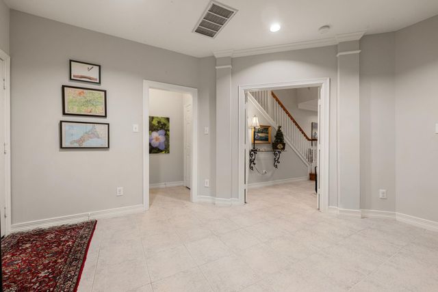 416 Mcgowen Street, Houston, TX 77006
