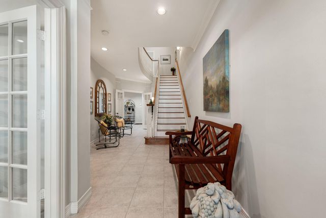 416 Mcgowen Street, Houston, TX 77006