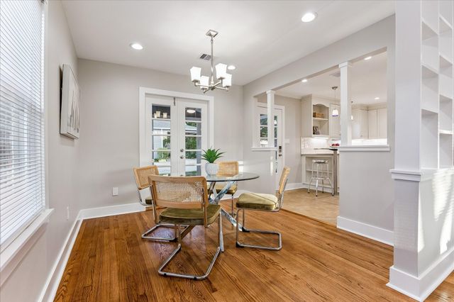 826 T C Jester Boulevard, Houston, TX 77008