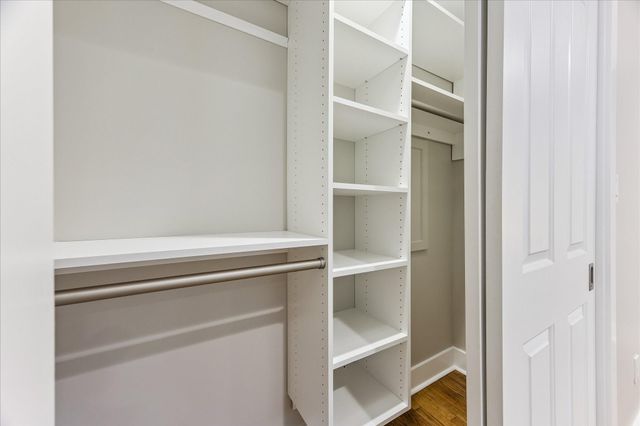 826 T C Jester Boulevard, Houston, TX 77008