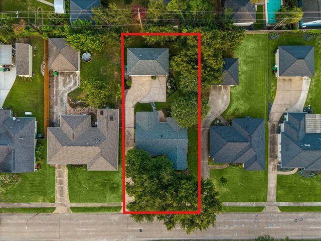 826 T C Jester Boulevard, Houston, TX 77008