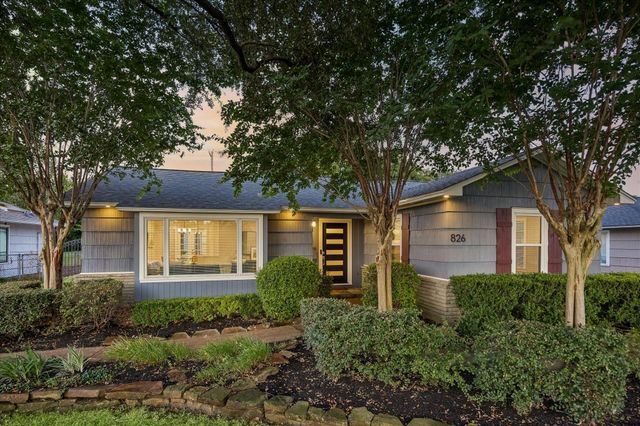 826 T C Jester Boulevard, Houston, TX 77008