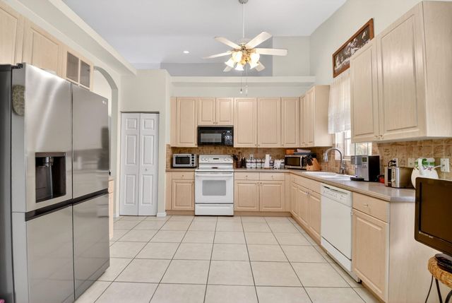 6276 Heliconia Road, Delray Beach, FL 33484