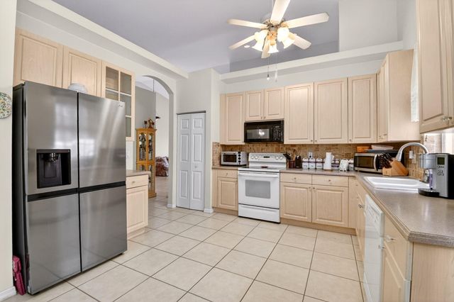 6276 Heliconia Road, Delray Beach, FL 33484