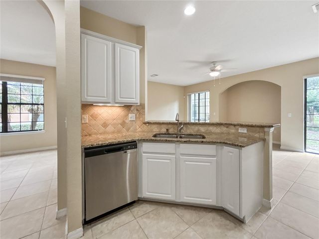 16615 KINGLETSIDE COURT, Lithia, FL 33547