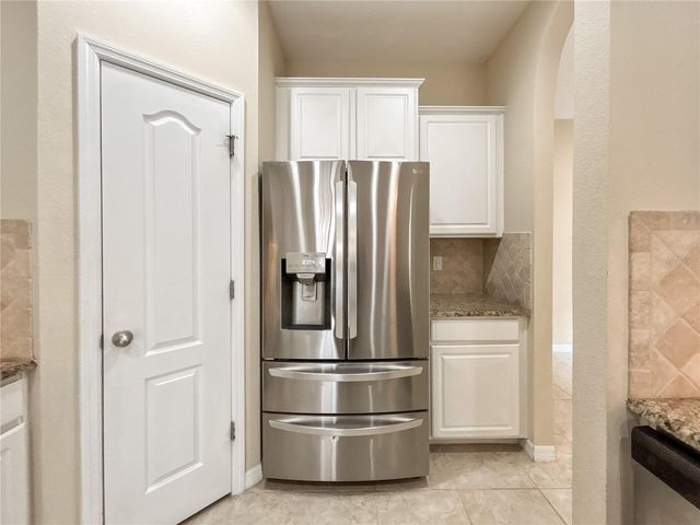 16615 KINGLETSIDE COURT, Lithia, FL 33547
