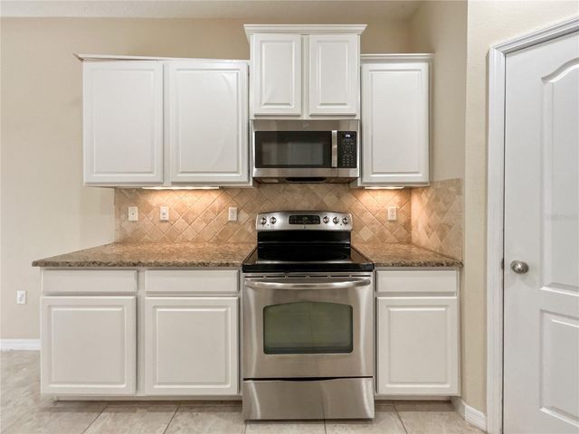 16615 KINGLETSIDE COURT, Lithia, FL 33547