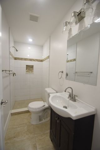 31 Harvard St. 2, Brookline, MA 02445