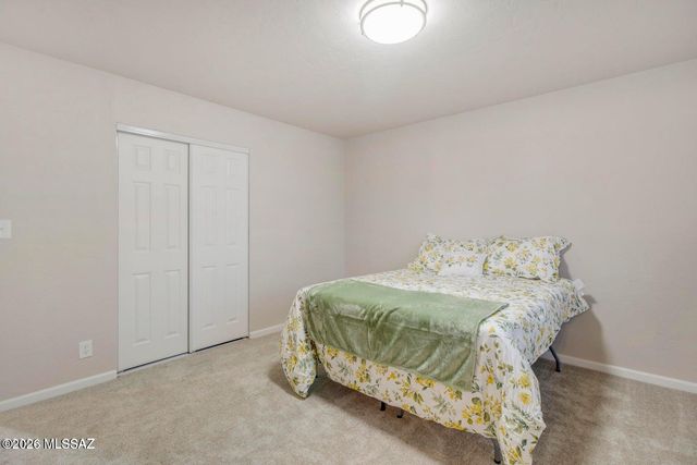 8202 E Kenyon Drive, Tucson, AZ 85710