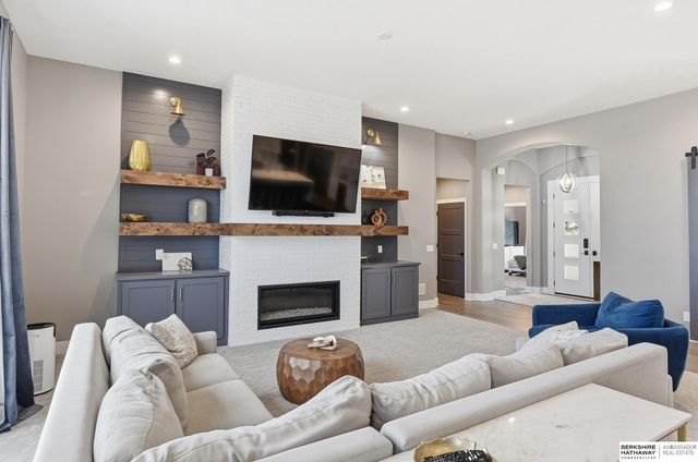 3905 N 269TH Circle, Valley, NE 68064