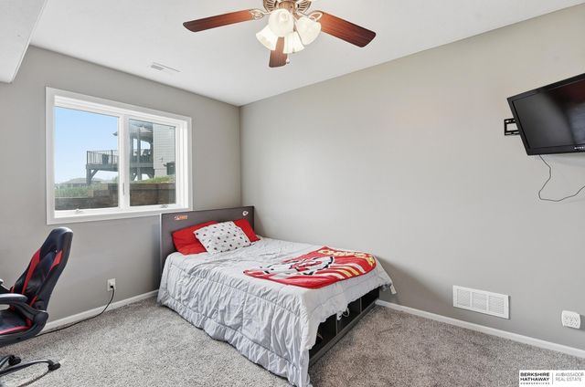 3905 N 269TH Circle, Valley, NE 68064