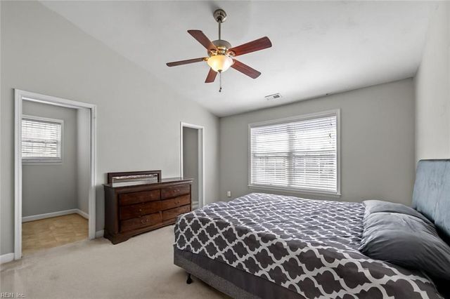 1024 Middle ST, Chesapeake, VA 23324