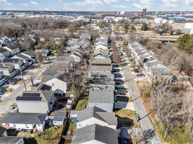 1024 Middle ST, Chesapeake, VA 23324