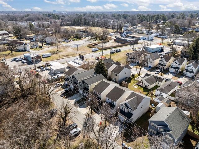 1024 Middle ST, Chesapeake, VA 23324