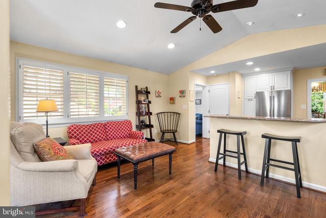 9714 NASSAU LN, Silver Spring, MD 20901