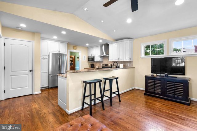 9714 NASSAU LN, Silver Spring, MD 20901