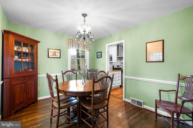 9714 NASSAU LN, Silver Spring, MD 20901