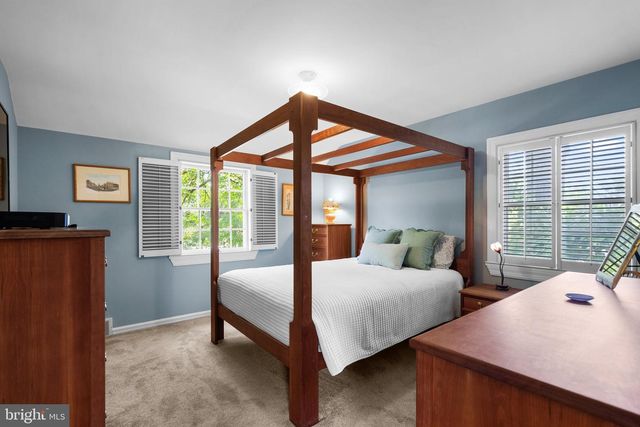 9714 NASSAU LN, Silver Spring, MD 20901