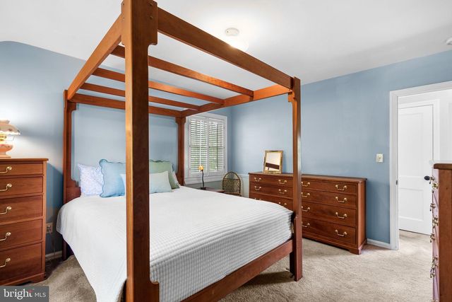 9714 NASSAU LN, Silver Spring, MD 20901