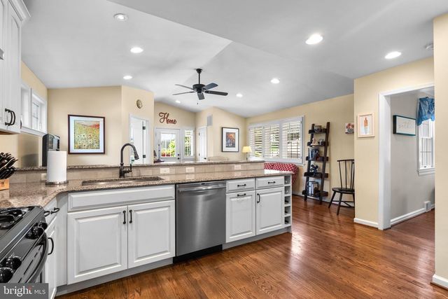 9714 NASSAU LN, Silver Spring, MD 20901