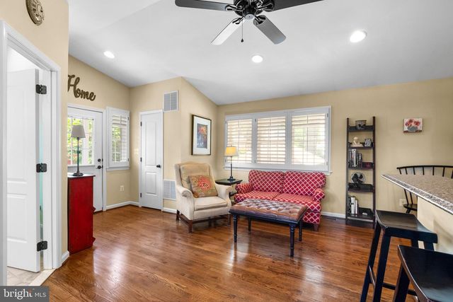 9714 NASSAU LN, Silver Spring, MD 20901