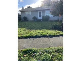 12720 Se ALDER St, Portland, OR 97233