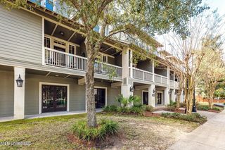 922 Porter Avenue, 214, Ocean Springs, MS 39564