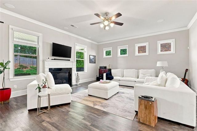 4550 Point Rock Drive, Buford, GA 30519