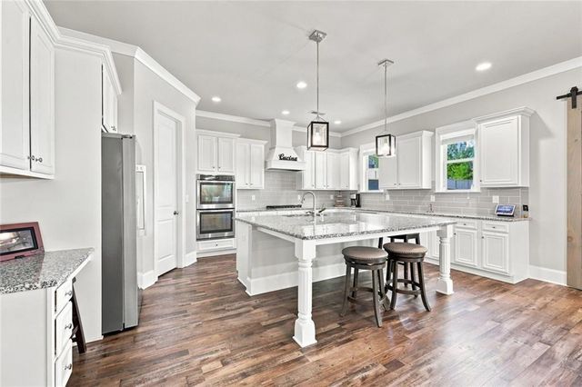 4550 Point Rock Drive, Buford, GA 30519